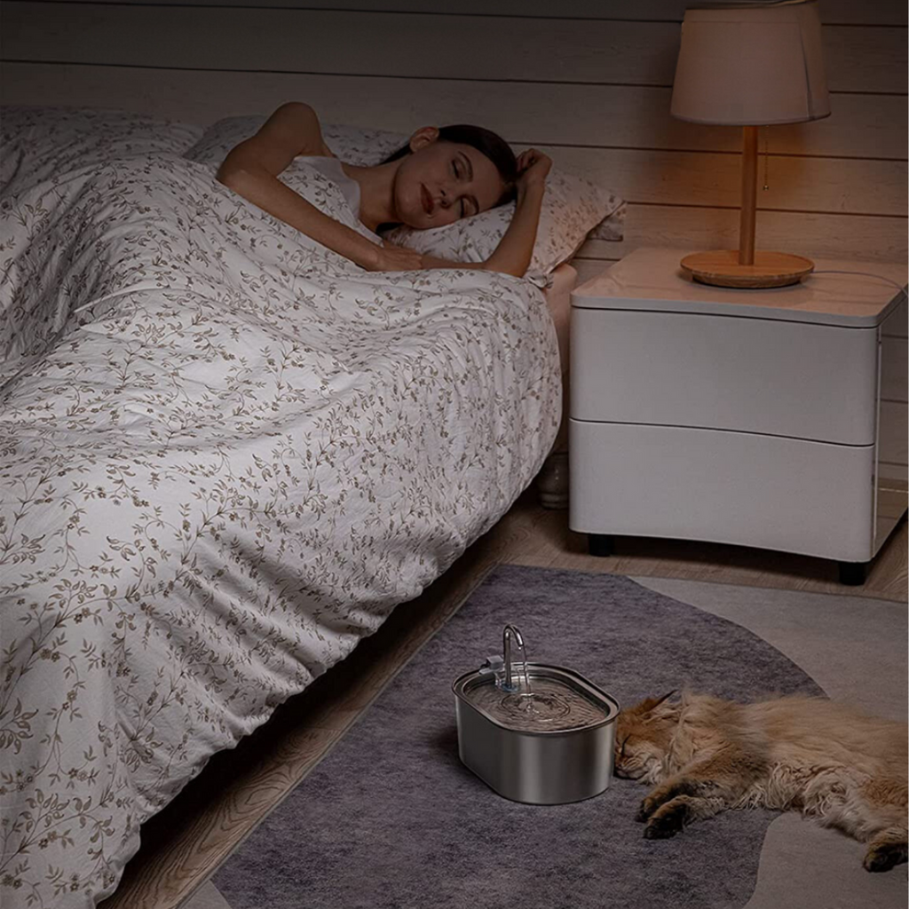 Advanced Pet Filtered Water Fountain Pro